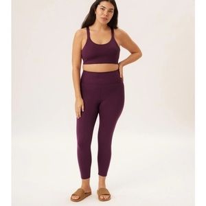 Girlfriend Collective x Econyl Plum Crop Legging